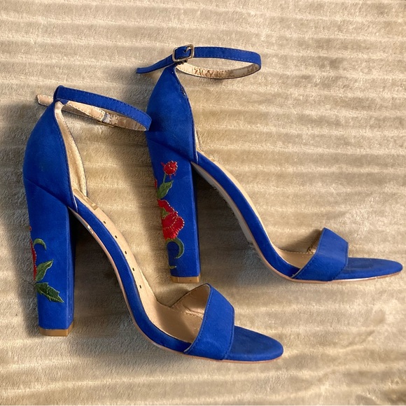 FRH Hazel Faux Suede Block Heels Floral Embroidered Open Toe Ankle Strap Sz 8.5 - Picture 14 of 16